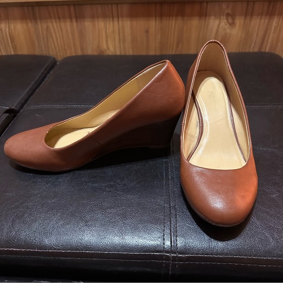 Camel wedge heels size 9 - Picture 4 of 7